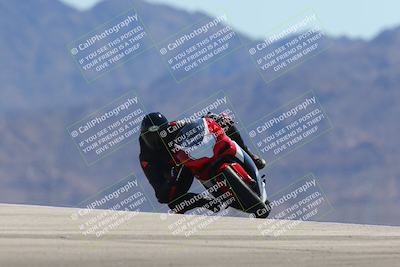 media/Mar-24-2025-Moto Forza (Mon) [[57ce5c5cff]]/3-Beginner Group/Session 4 (Turn 9)/